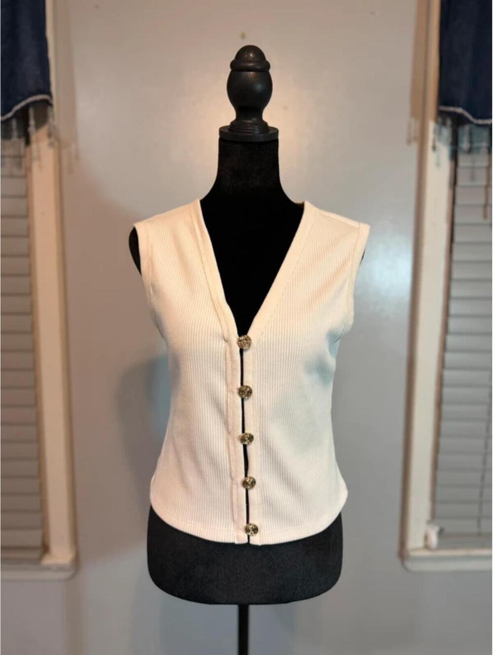 H&M Ribbed Button Front Tank Top Cream Coquette Preppy Quiet Luxury Medium